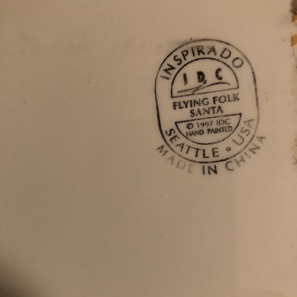 Flying Folk Santa Tray - Picture 4 of 6